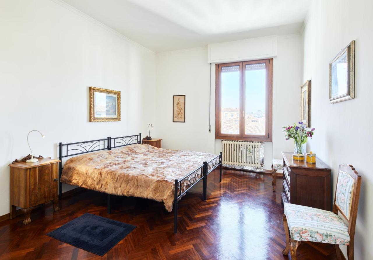 Lorena Flat
